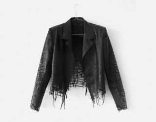 Read more about Drawn clothes and wearable drawings by Elvira ‘t Hart
