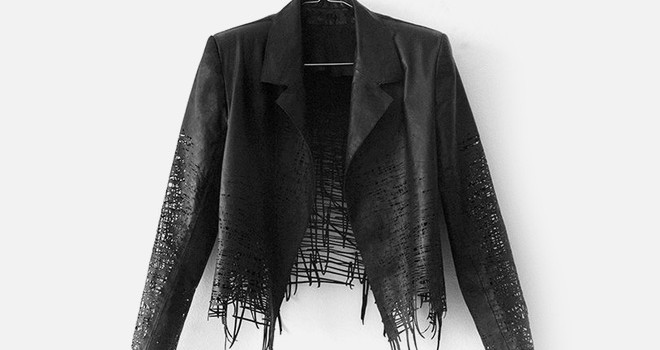 Read more about Drawn clothes and wearable drawings by Elvira ‘t Hart